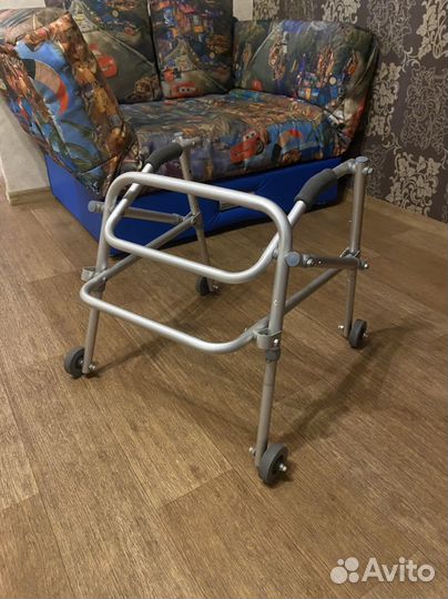 Ходунки для инвалидов детские