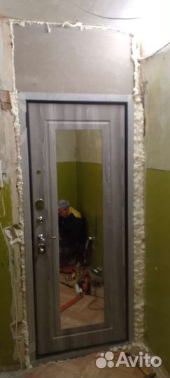 Входная металлическая дверь