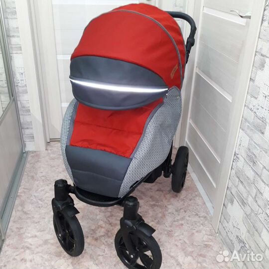 Прогулочная, всесезонная коляска Ray