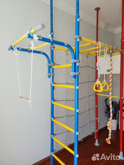 Спортивный комплекс Romana, Шедская стенка враспор