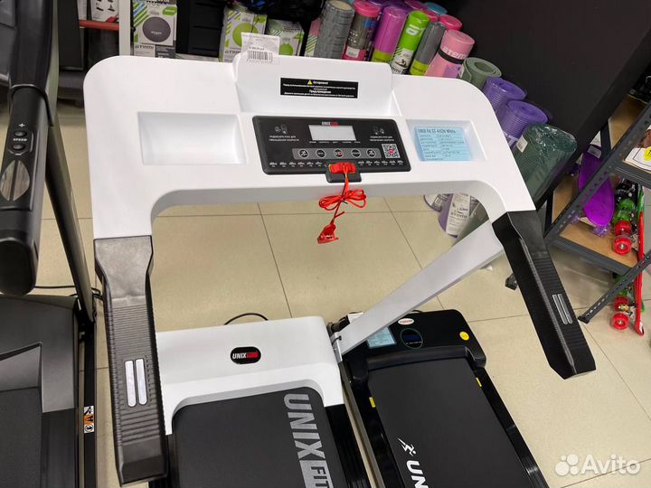 Беговая дорожка unix Fit ST-440N White