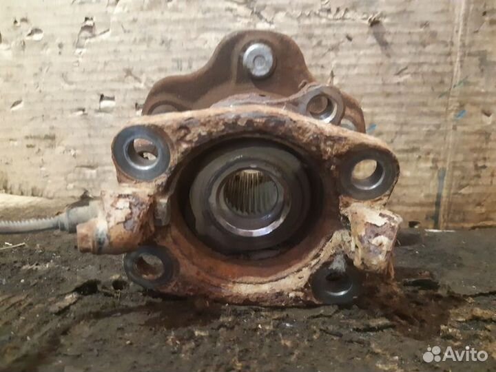 Ступица задняя Nissan X-Trail