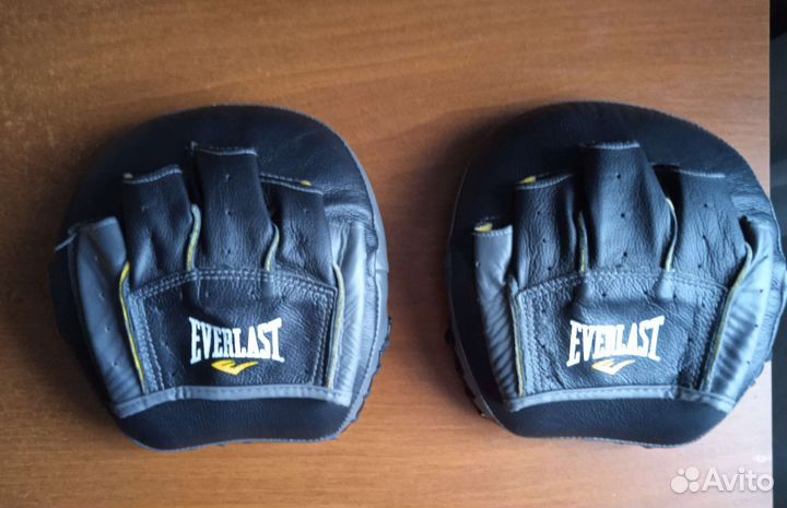 Лапы боксёрские everlast
