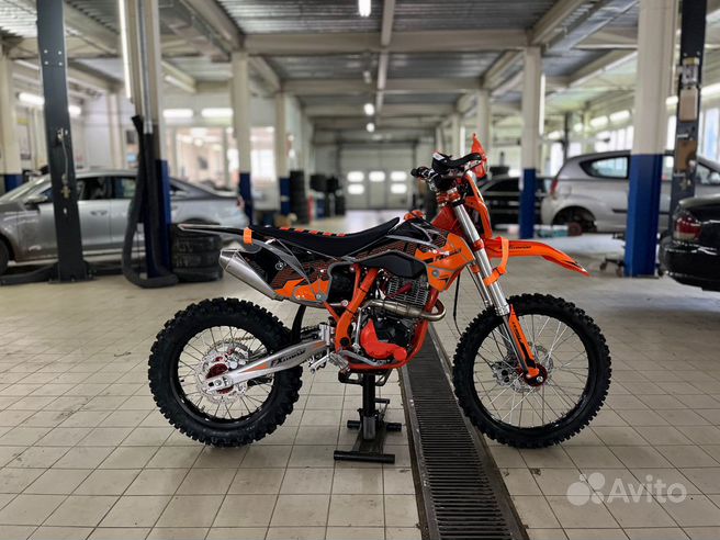 Мотоцикл эндуро FXmoto CB300F 300сс 21/18