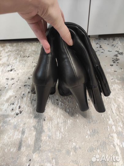 Сапоги женские демисезонные 37 размер