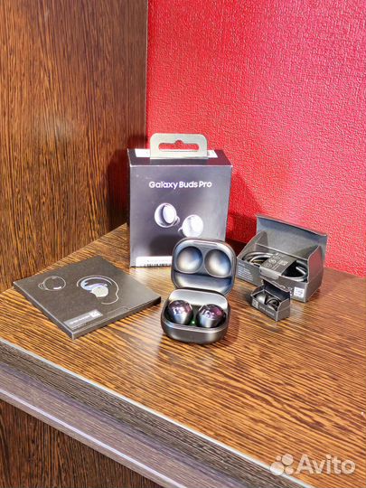 Samsung Galaxy Buds Pro phantom black