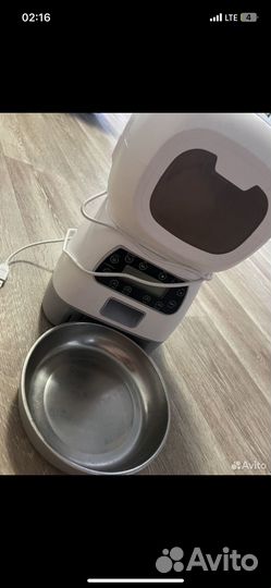 Автокормушка для собак и кошек