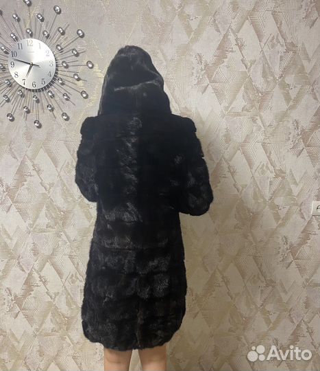 Шуба норка с капюшоном