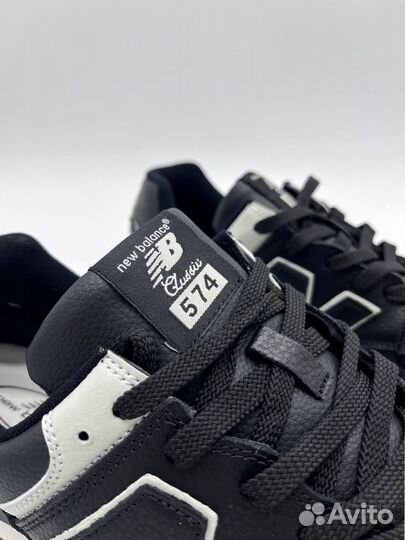 Кроссовки New Balance великаны