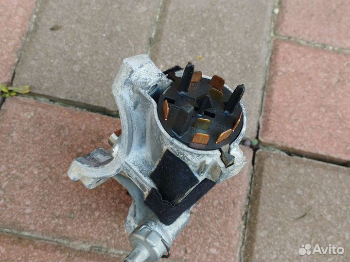 Замок зажигания Audi A8 D2 без ключа