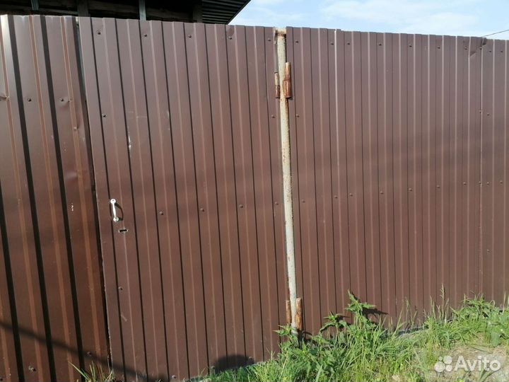 Секционные ворота с калиткой бу