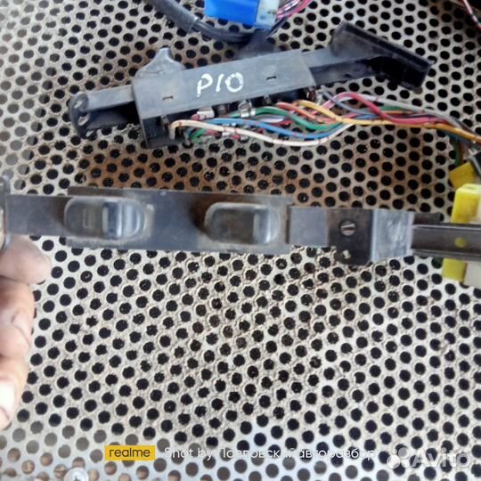 Кнопка стеклоподъемника Nissan Primera P10