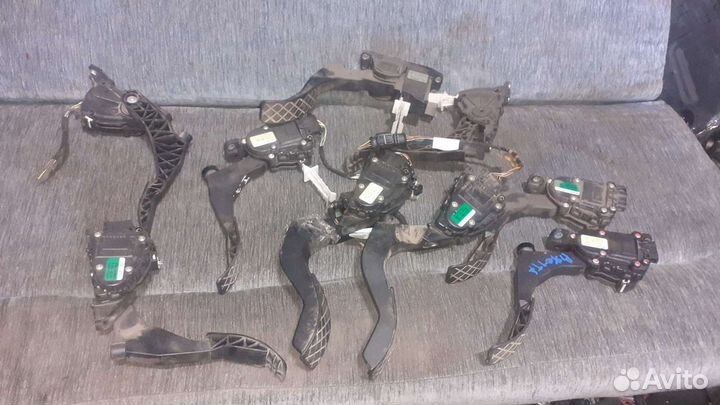 Педаль газа passat golf 4 audi a4 b5 vag