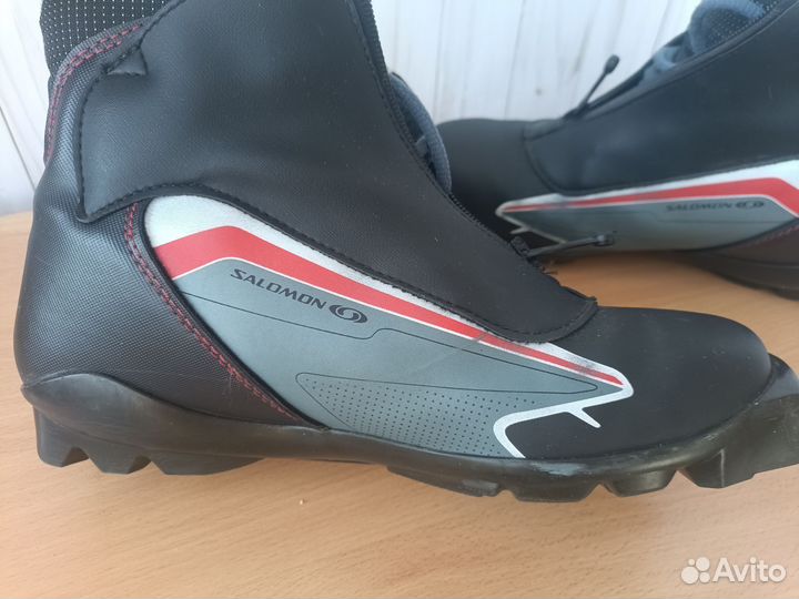 Лыжные ботинки salomon SNS