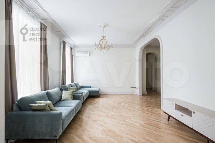5-к. квартира, 180 м², 2/6 эт.