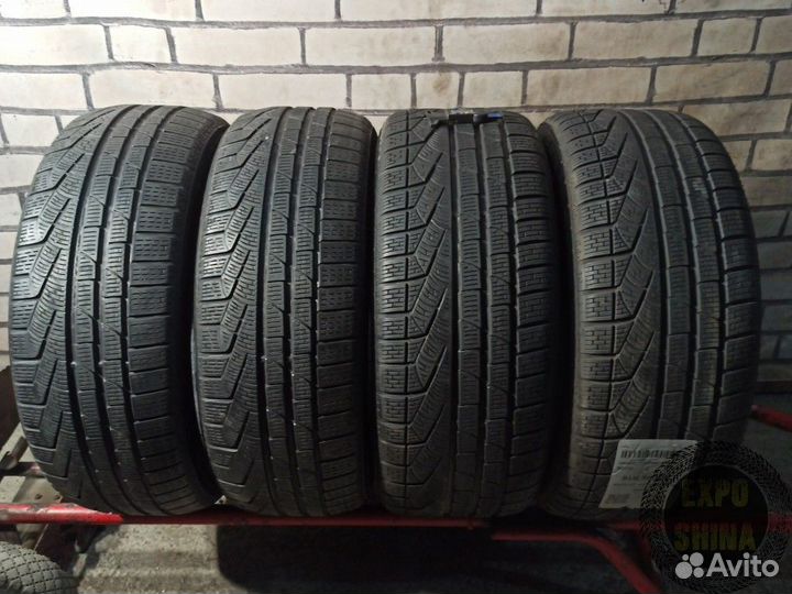 Pirelli Winter Sottozero 240 Serie II 225/45 R18 и 255/40 R18 95V