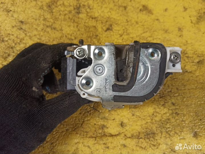 Замок двери задней правой для Mitsubishi Lancer 9