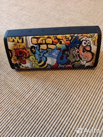 Блютуз колонка 