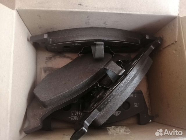 Передние колодки VAG 1H0698151B