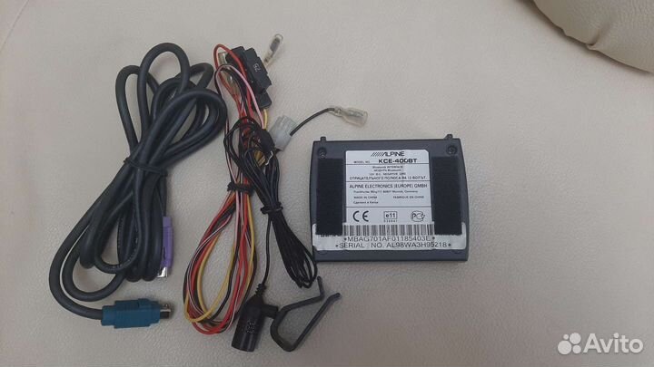 Модуль блютуз Bluetooth Alpine KCE-400BT