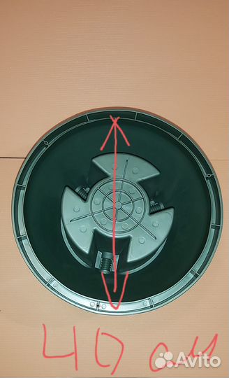 Подставка для живой елки с резервуаром