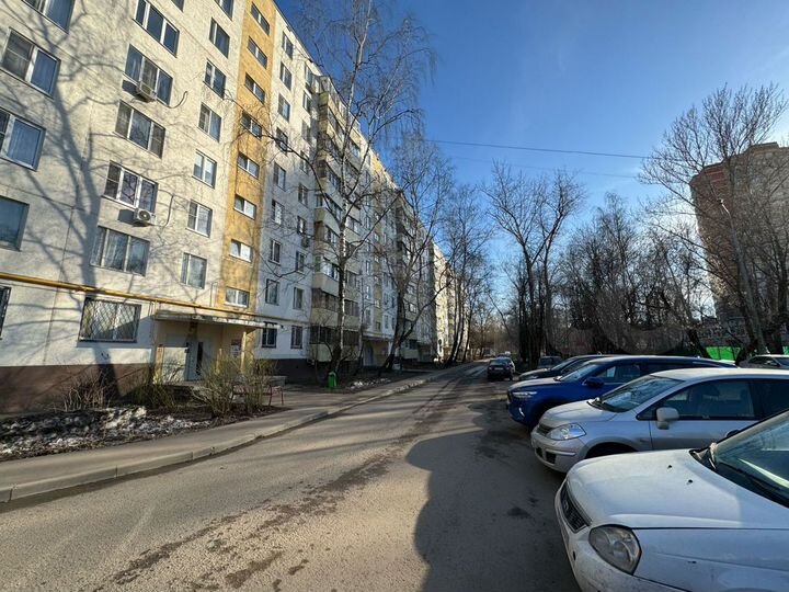 2-к. квартира, 45 м², 3/9 эт.