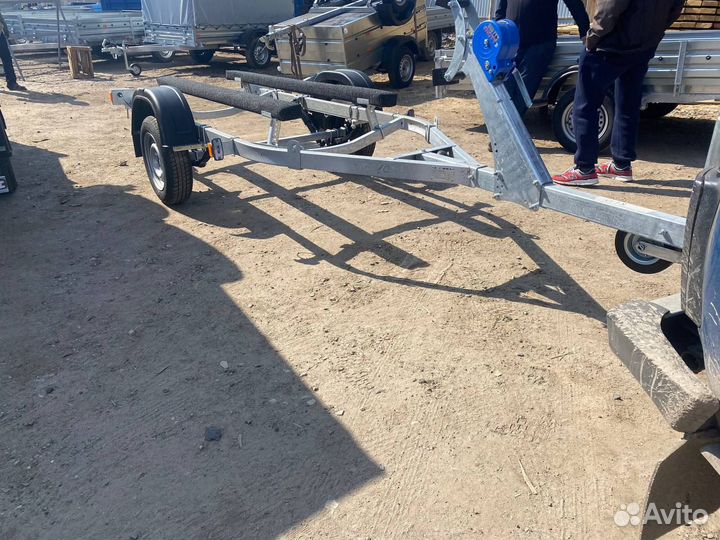 Прицеп для гидроциклов 81771С.101 с опорным колесо