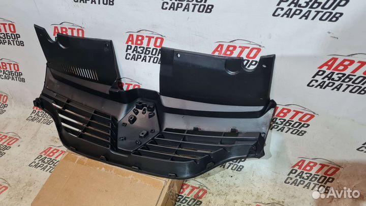 Решётка радиатора Renault Logan 2, Sandero 2