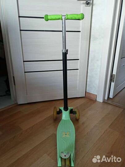 Самокат детский трехколесный