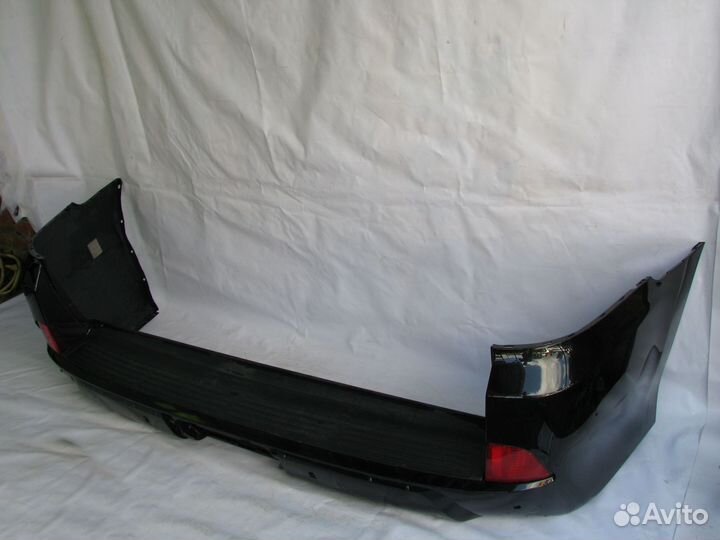 Lexus LX570 Задний бампер