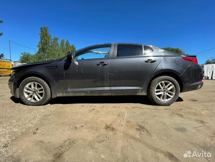 Фонарь правый левый крышки багажника Киа Оптима