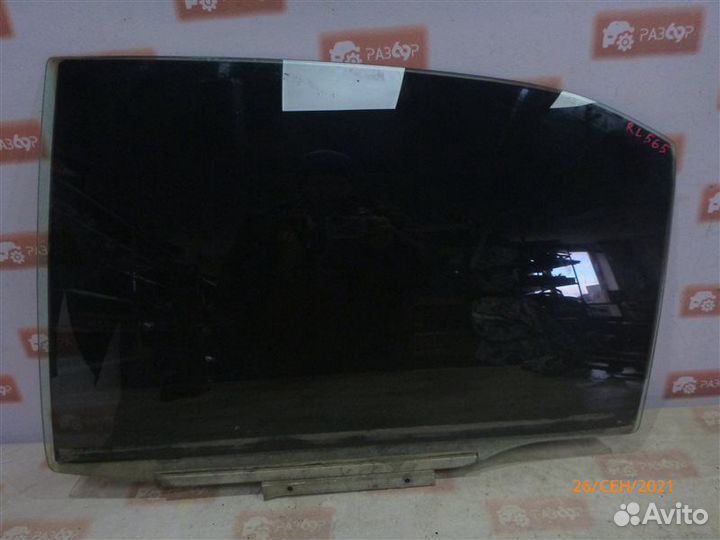 Стекло двери заднее левое Toyota Camry ACV40 2azfe