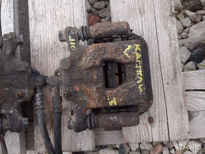 Супорт задний Ниссан Кашкай J10