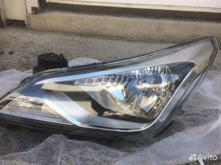 Фара левая Solaris седан / хетчбек 2014-2016