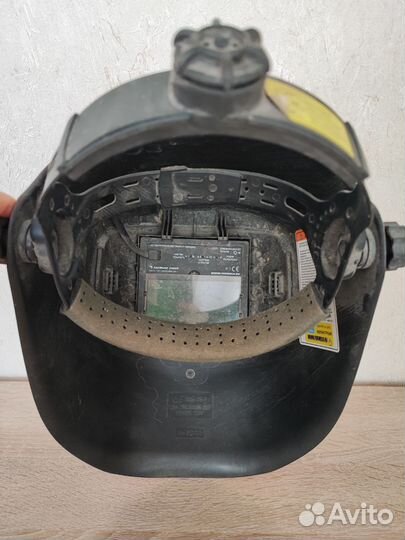 Маска для сварки foxweld корунд-5 красная 2100V