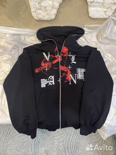 Zip hoodie