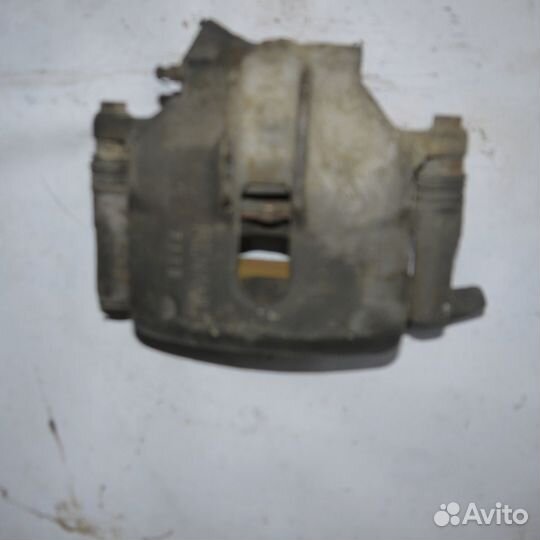 Продам б/у суппорт пер. левый Renault Laguna 1