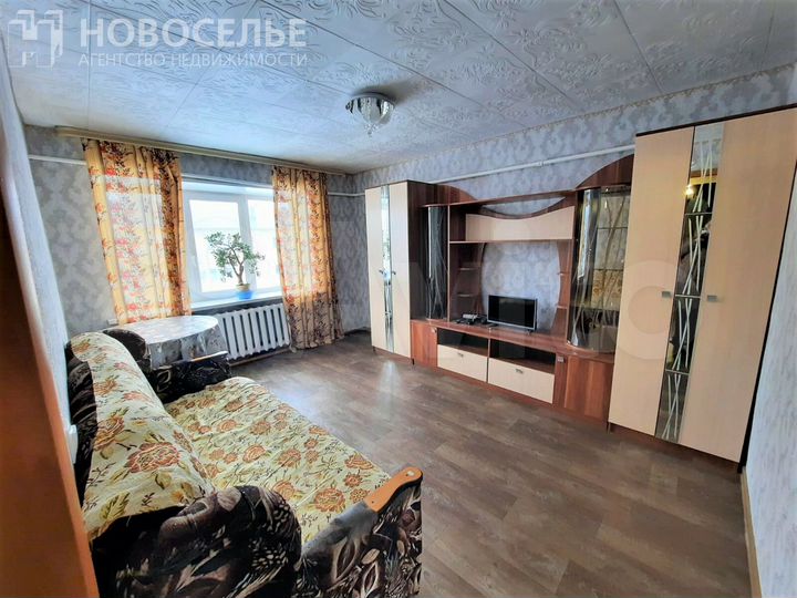2-к. квартира, 42,3 м², 2/2 эт.