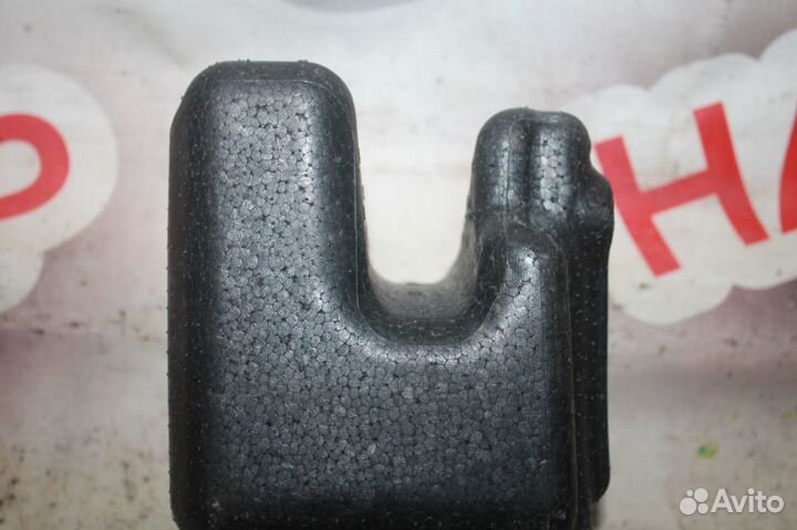 Ограничитель стекла Chevrolet Cobalt