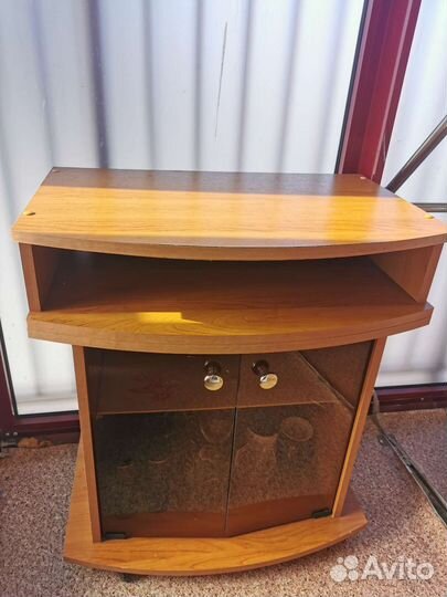 Тумба под телевизор