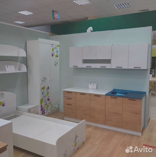 Кухонный гарнитур угловой