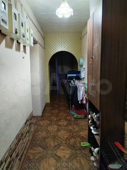 Комната 10 м² в 5-к., 2/5 эт.