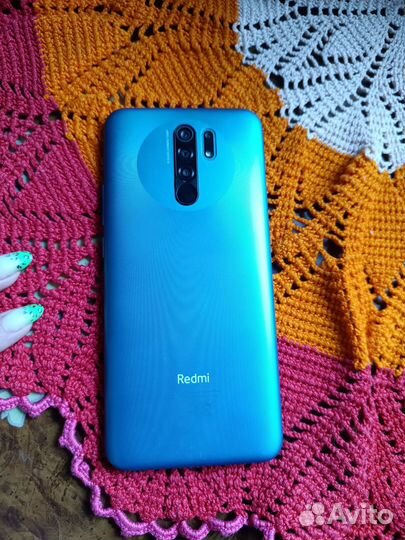 Телефон Xiaomi Redmi 9