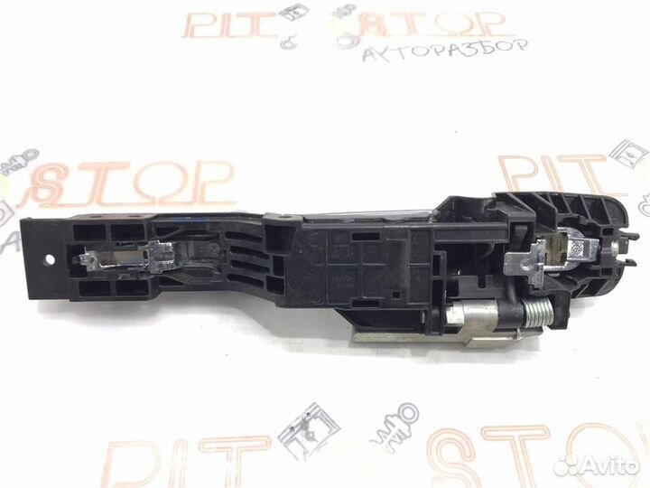 Внешняя ручка задней левой двери Nissan Teana (J3