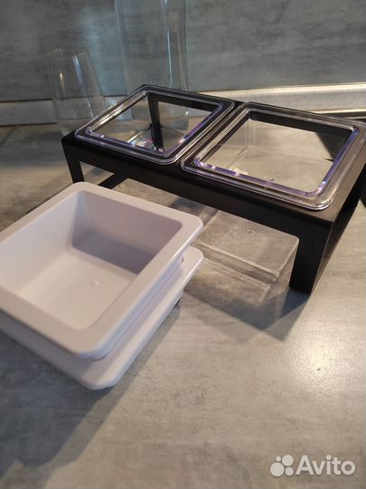 Миска для кошек и собак мелких пород