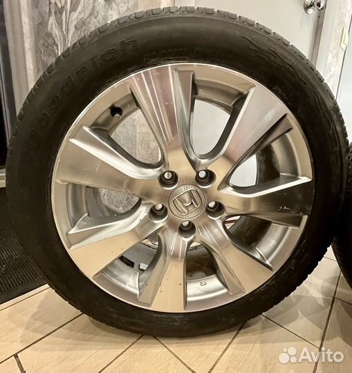 Диск литой r17 Honda