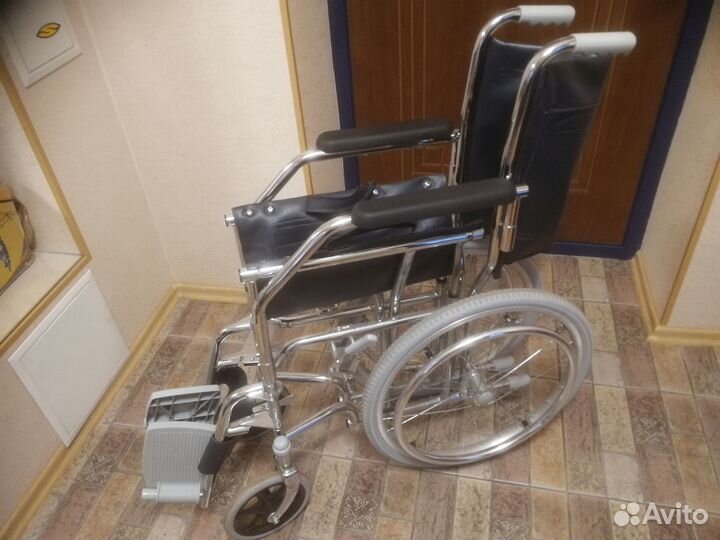 Узкая Инвалидная коляска Nuova Blandino GR106