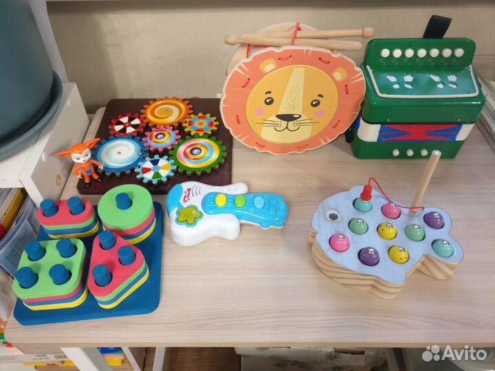 Развивающие игрушки пакетом