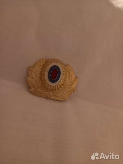 Кокарды, пуговицы,наперсток