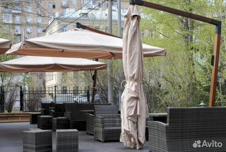 Уличный профессиональный зонт для дачи и сада